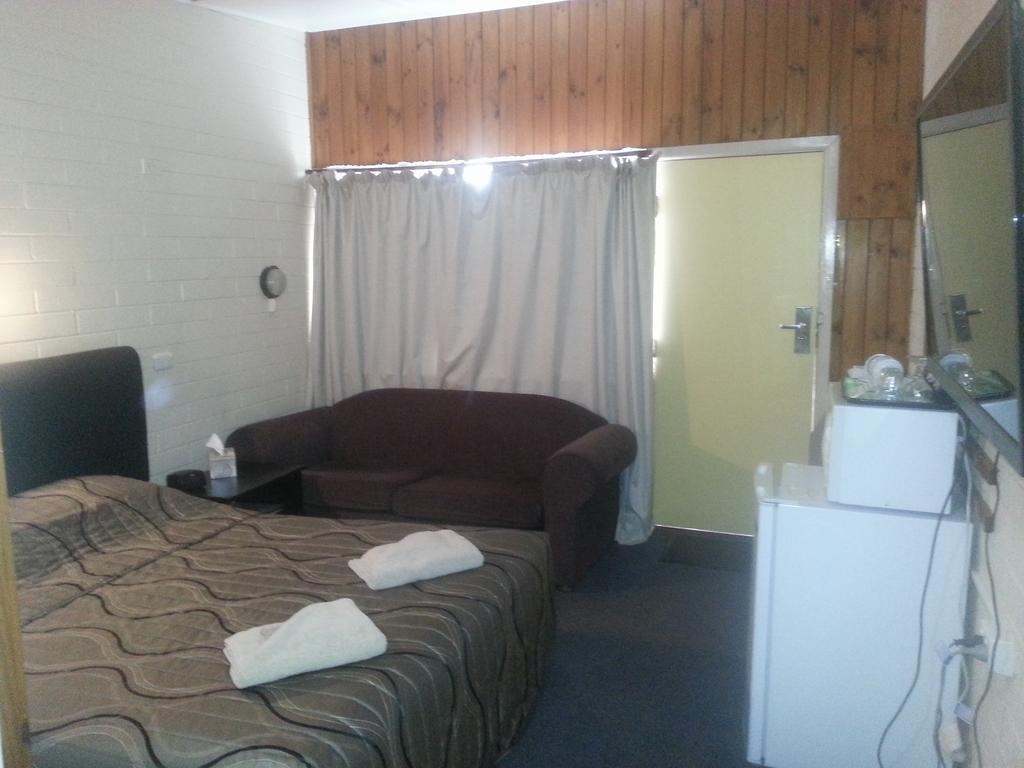 尼尔绿洲汽车旅馆 Nhill 外观 照片