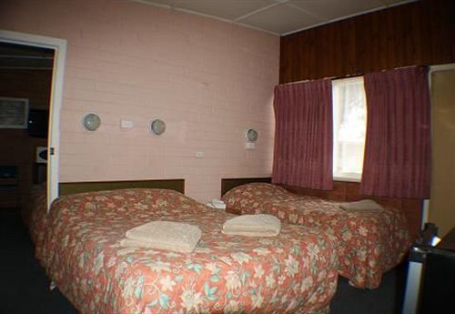 尼尔绿洲汽车旅馆 Nhill 外观 照片